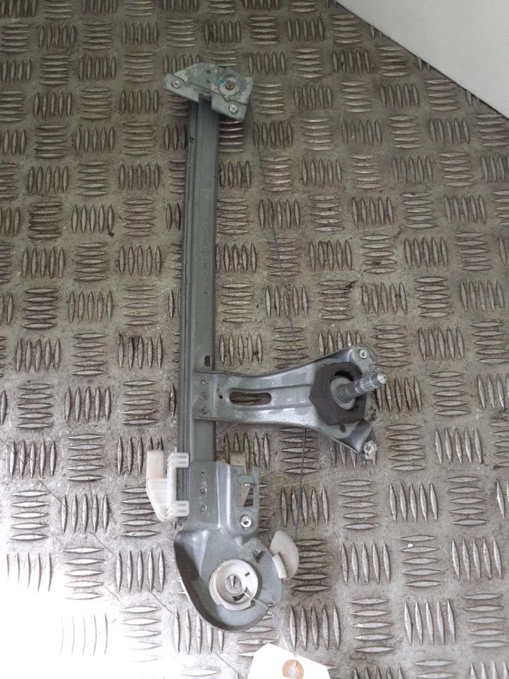 Alzacristalli manuale posteriore sinistro PEUGEOT 206 PHASE 2 BREAK Gris Cendre (ETS)  - 1