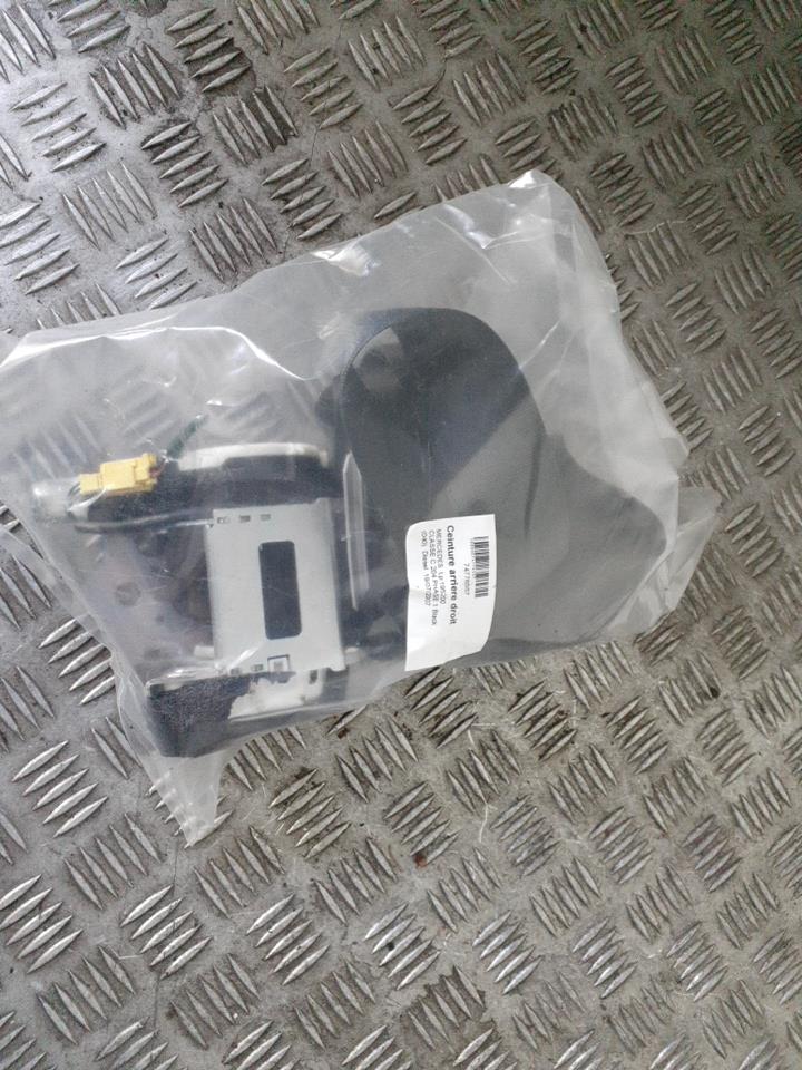 Cintura di sicurezza posteriore destra MERCEDES CLASSE C 204 PHASE 1 Black (040) Diésel - 1