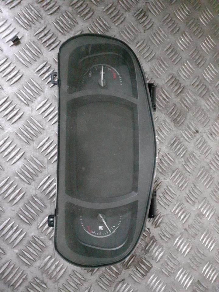 Compteur RENAULT MEGANE 4 PHASE 1   Blanc Glacier (OV369) Diesel/Hybride - 1