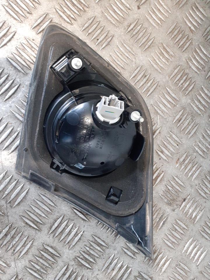 Feu arriere secondaire gauche (feux) MAZDA 3 1 PHASE 1 Essence - 1