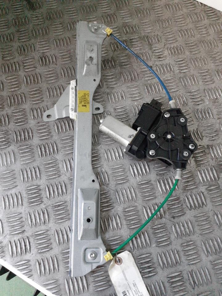 Alzacristalli elettrico anteriore destro OPEL CORSA D PHASE 2 (Black Sapphire) (20R/2HU/GBG) Diésel - 1