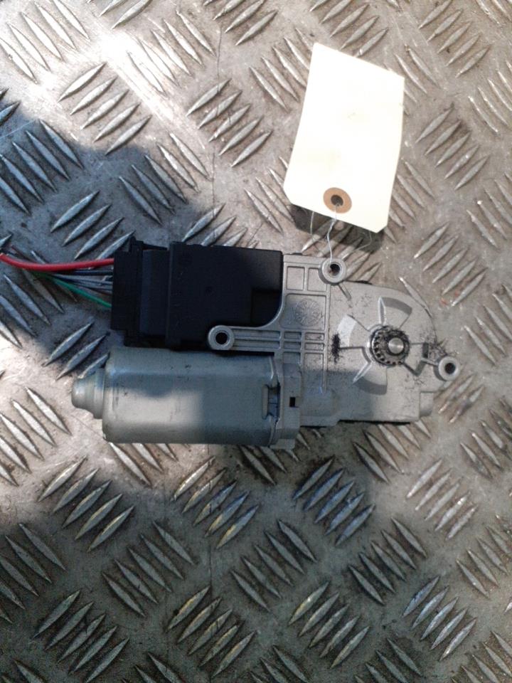 Moteur toit ouvrant OPEL MERIVA B PHASE 1    (Casablanca White) (U10L/10U) Diesel - 1