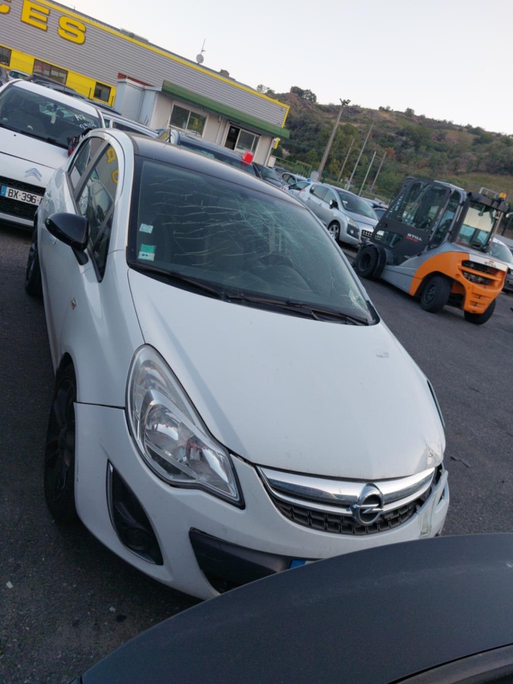 Cintura di sicurezza anteriore destra OPEL CORSA D PHASE 2 (Black Sapphire) (20R/2HU/GBG) Diésel - 1