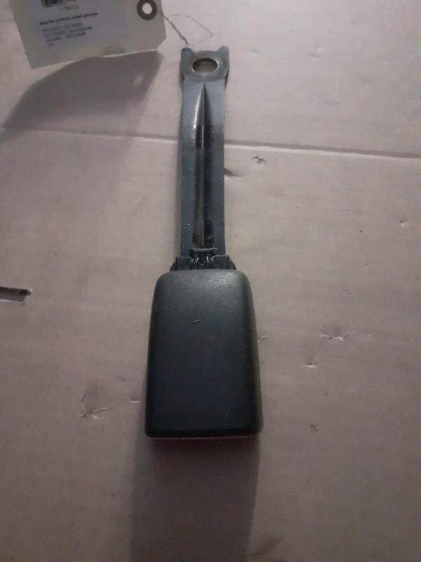 Aggancio cintura sicurezza anteriore sinistro PEUGEOT 107 PHASE 1 Gris Carlinite (KTA/9A)  - 1