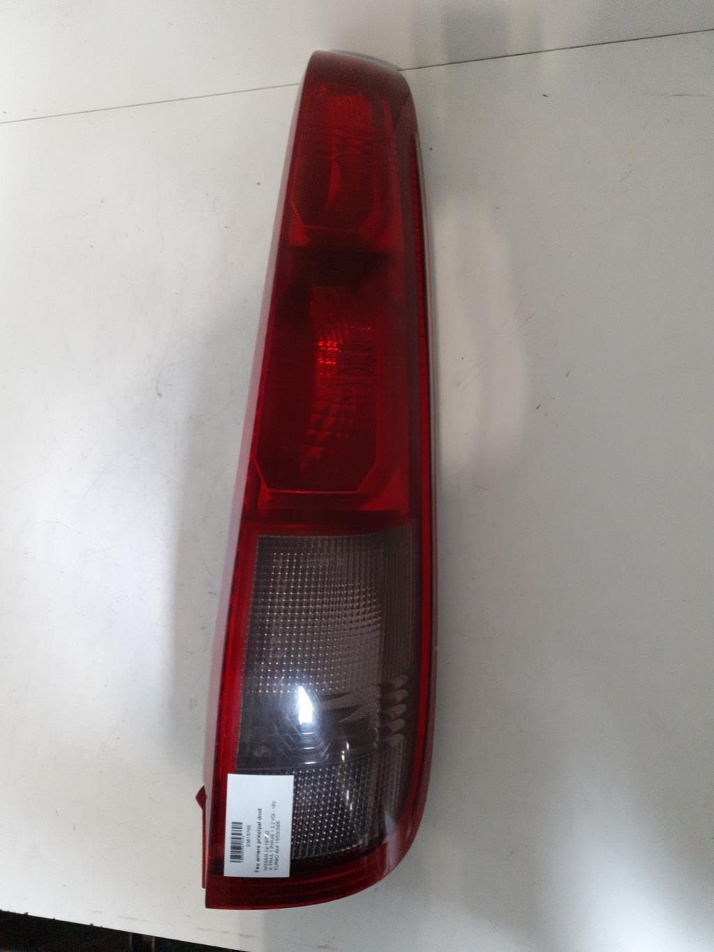Fanale posteriore principale destro (luci) NISSAN X-TRAIL 1 PHASE 1 Diésel - 1