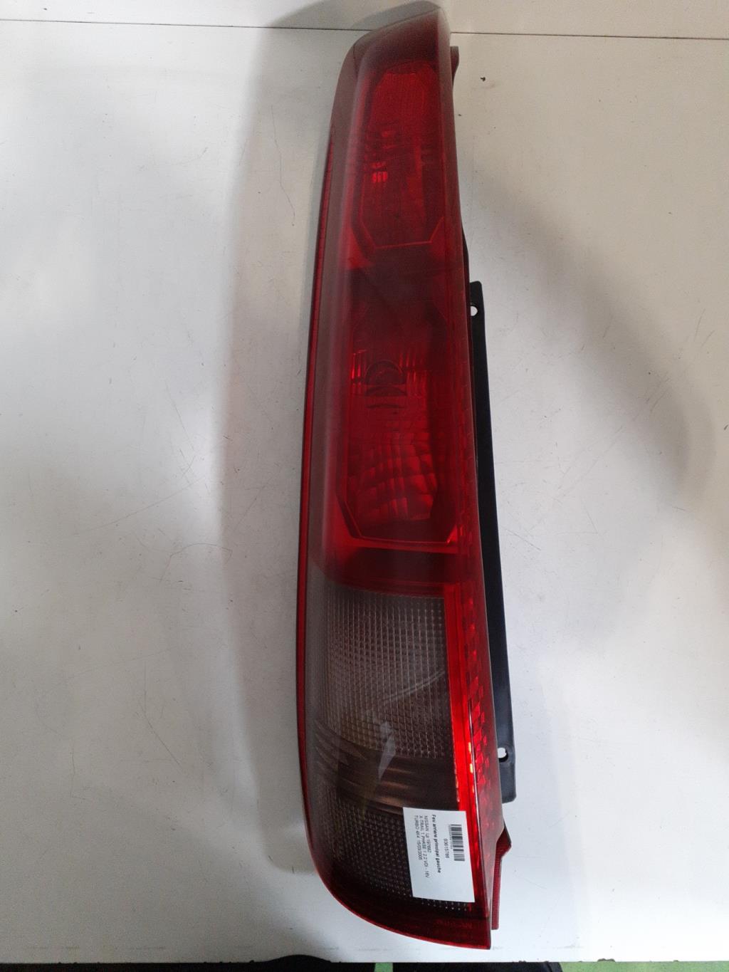 Fanale posteriore principale sinistro (luci) NISSAN X-TRAIL 1 PHASE 1 Diésel - 1