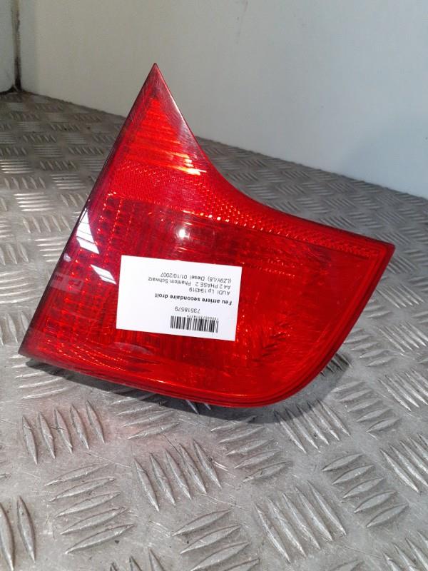 Feu arriere secondaire droit (feux) AUDI A4 2 PHASE 2   Phantom Schwarz (LZ9Y/L8) Diesel - 1