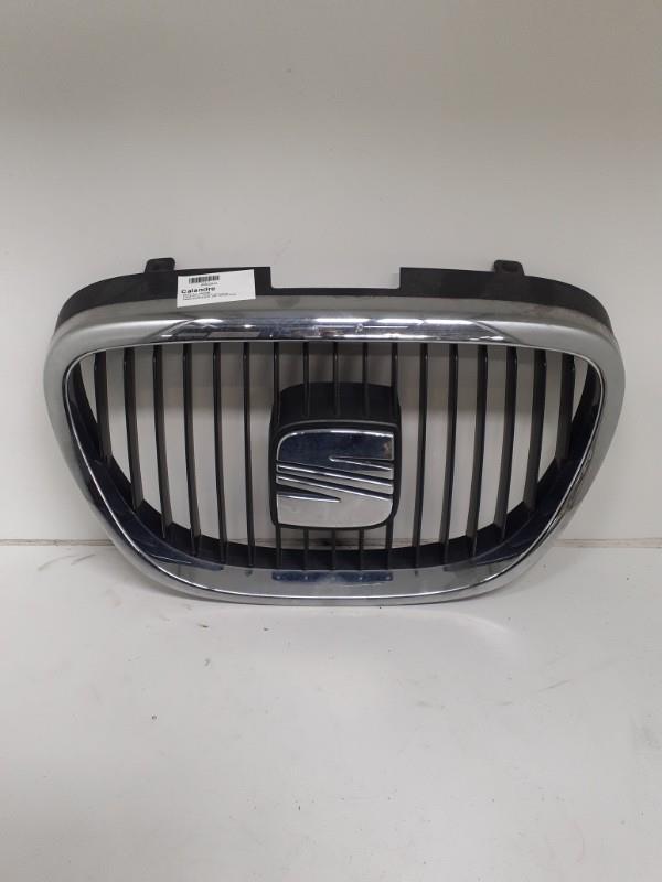Calandre SEAT TOLEDO 3   (Track Grey/Gris Track) (LW7Z/2V) Diesel - 1