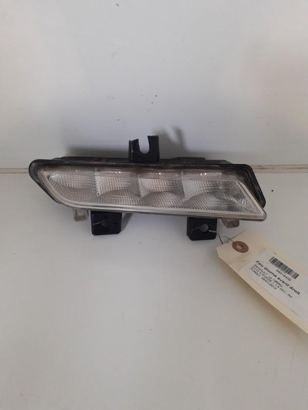 Feu diurne avant droit RENAULT CLIO 4 PHASE 1 Noir Etoilé (TEGNE) Diesel - 1
