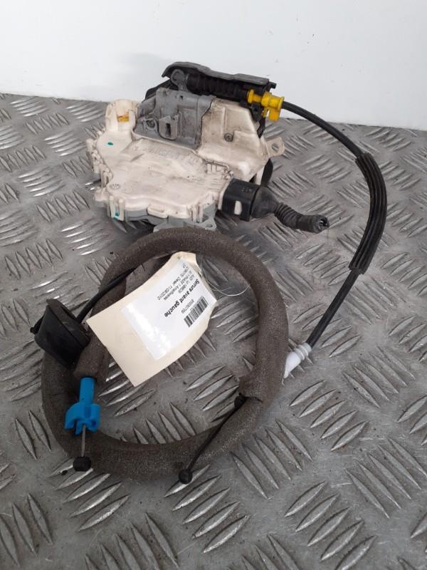 Serrure avant gauche AUDI A1 1 PHASE 1 Amalfiweiss (LY9K/Y5) Diesel - 1