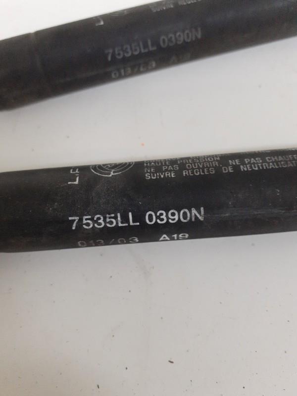 Verin de coffre ALFA ROMEO 166 Diesel - 1