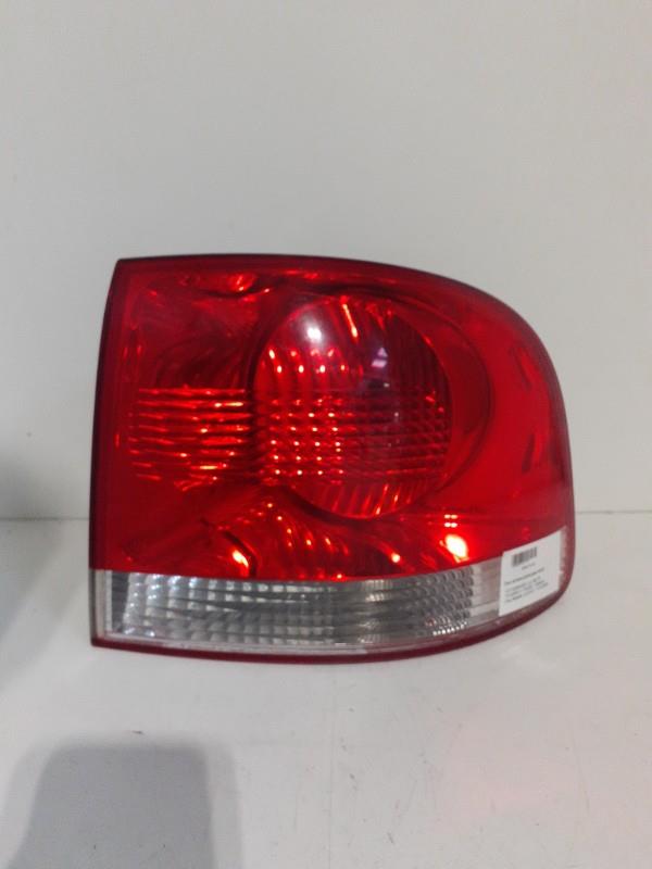 Fanale posteriore principale destro (luci) VOLKSWAGEN TOUAREG 1 PHASE 1 Saltlake Grey Metallic (LD7Z/A7) No especificada - 1