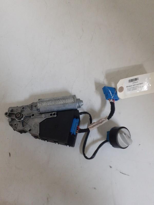 Moteur toit ouvrant VOLKSWAGEN PASSAT 4 PHASE 2 Blue-anthrazit  (LC7V/F8) Diesel - 1