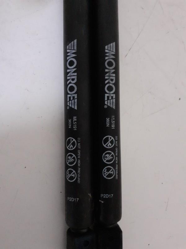 Molla a gas bagagliaio VOLKSWAGEN GOLF 3 BREAK Blue-anthrazit perleffekt (LC7V/F8) Diésel - 1