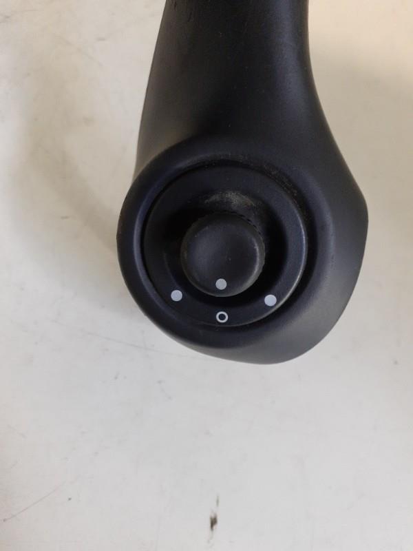 Commande retroviseurs RENAULT CLIO 3 PHASE 2 Gris Platine (TED69) Diesel - 1