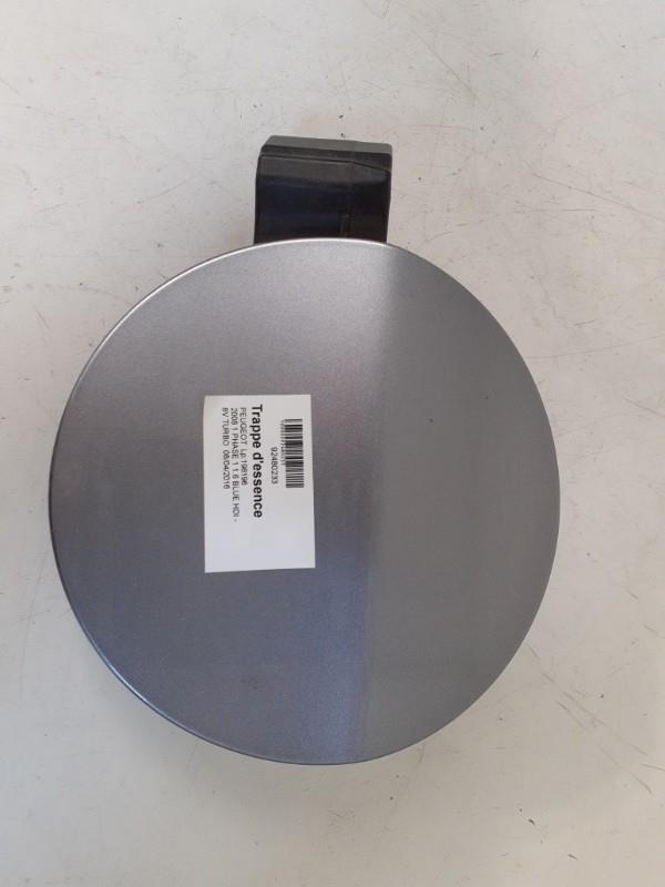 Trappe d'essence PEUGEOT 2008 1 PHASE 1 Gris Artense (KCA/F4) Diesel - 1