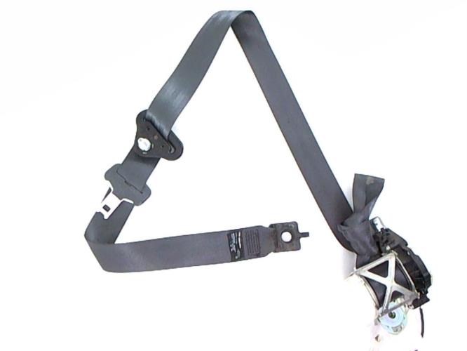 Attache ceinture sécurité arrière droit - Renault CLIO III PH.2 - 8200684017 - J