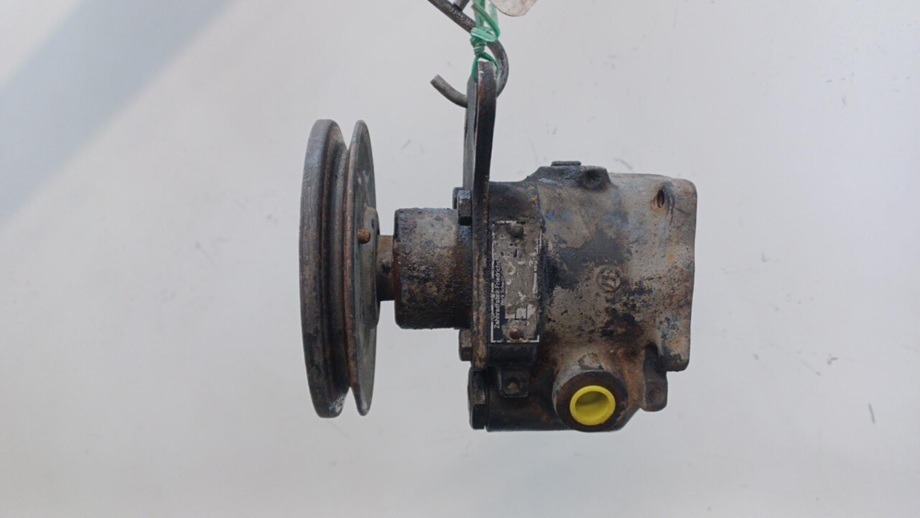 Pompe de direction BMW SERIE 5 E12 Essence - 1