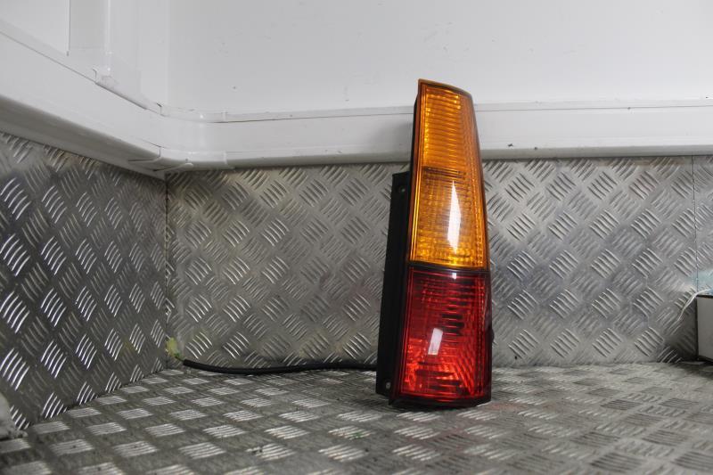Fanale posteriore principale destro (luci) SUZUKI IGNIS Diésel - 1