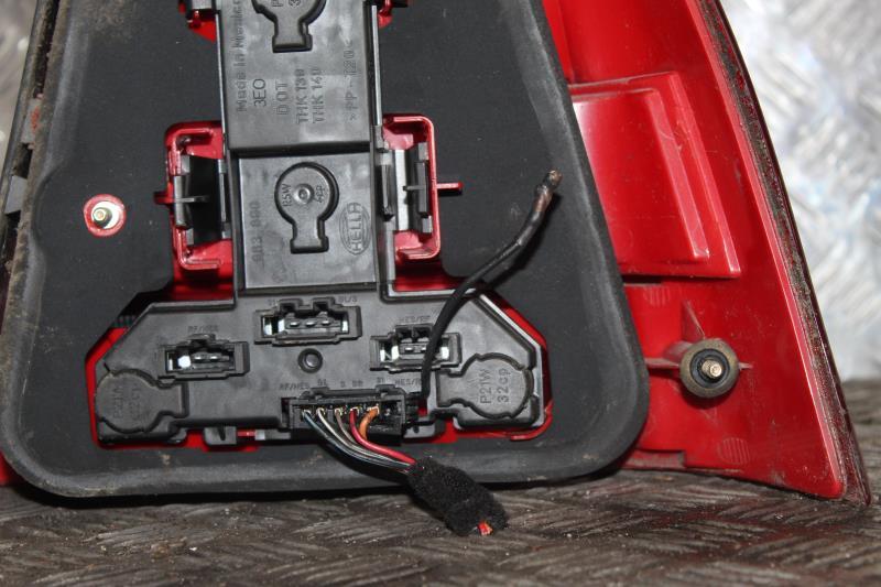 Fanale posteriore principale sinistro (luci) VOLKSWAGEN JETTA 3  - 1