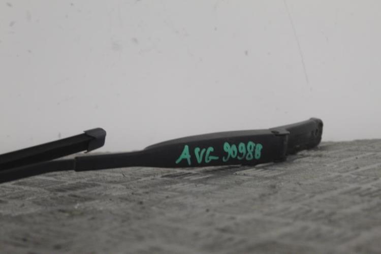 Bras essuie glace avant gauche