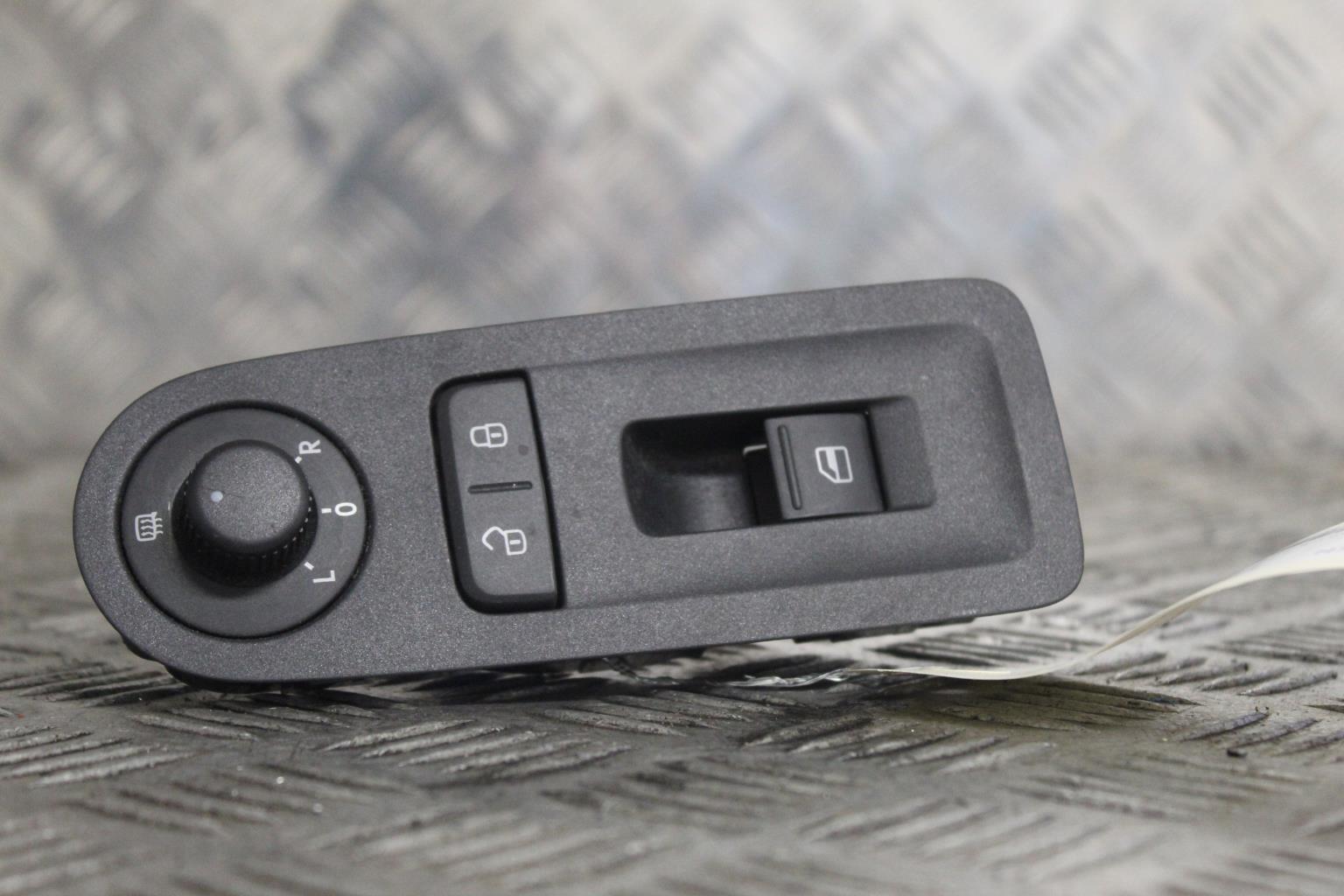 Interruttore lavacristalli anteriore sinistro VOLKSWAGEN UP  - 1