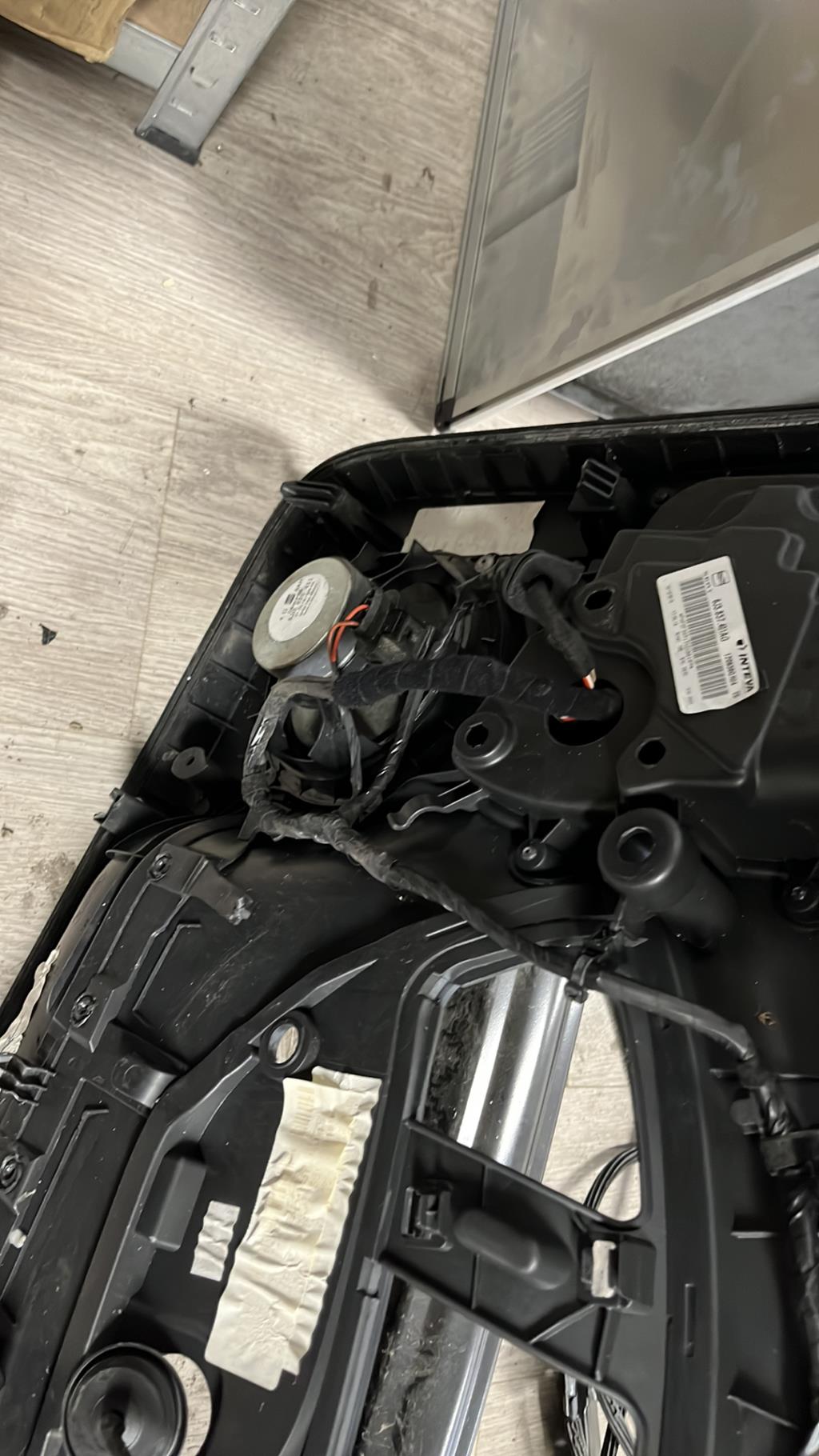 Pannello portiera anteriore sinistro SEAT IBIZA 4 PHASE 2 COUPE  - 1