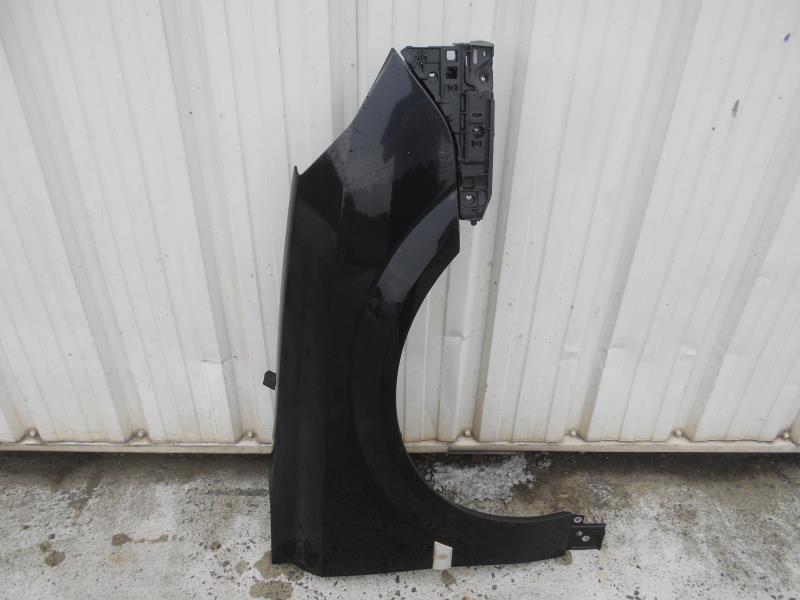 Parafango anteriore destro OPEL VECTRA C PHASE 2 BREAK Diésel - 1
