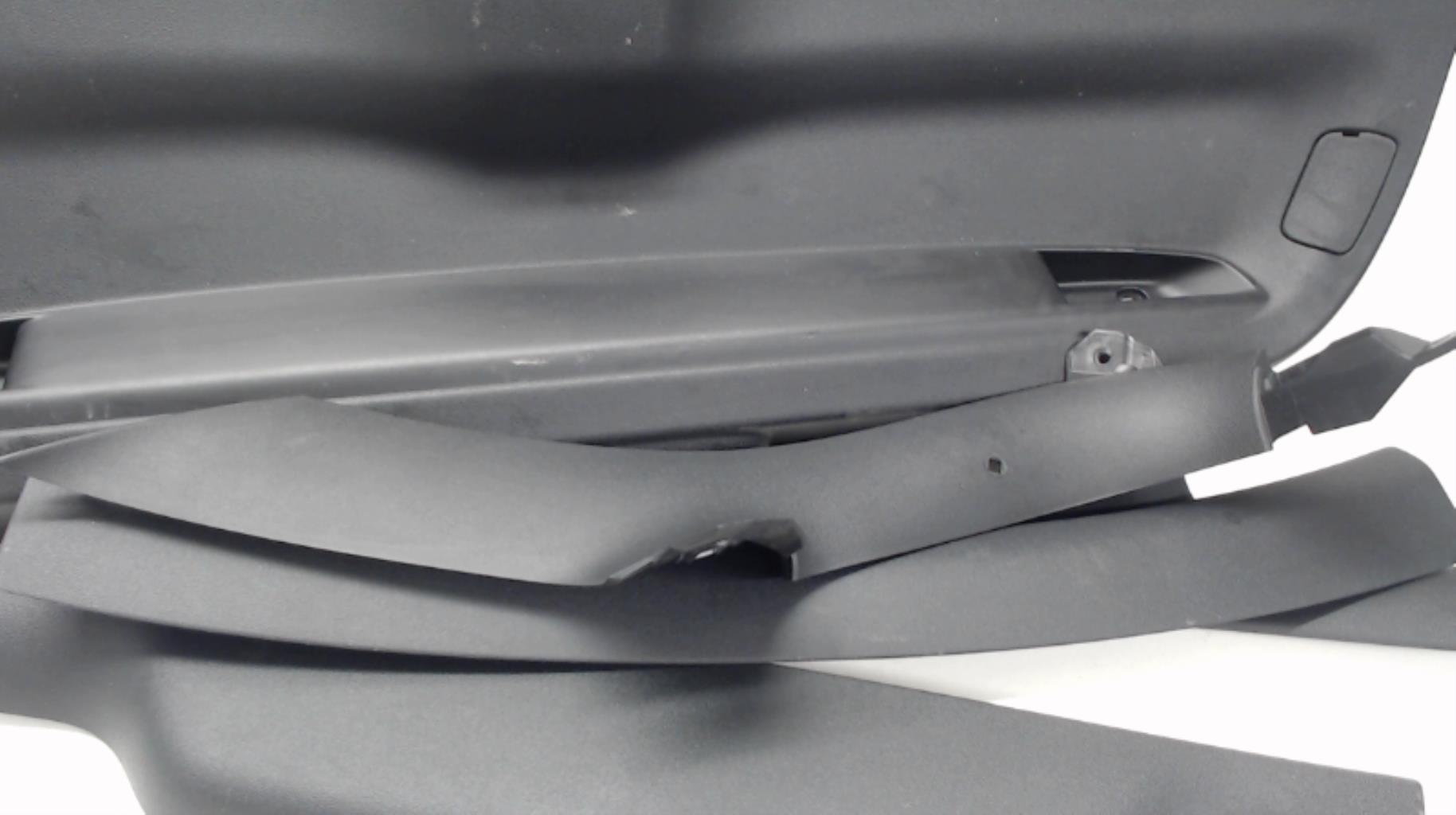 Garniture hayon CITROEN DS5 PHASE 1 Diesel - 1