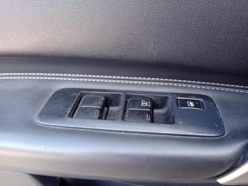 Interruttore lavacristalli anteriore destro NISSAN QASHQAI 1 PHASE 1 Diésel - 1