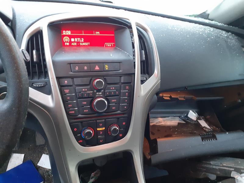Bouton de warning OPEL ASTRA J PHASE 1 Diesel - 1