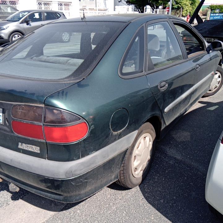 Gruppo ottico anteriore secondario sinistro (luci)(freccia) RENAULT LAGUNA 1 PHASE 1 Diésel - 1