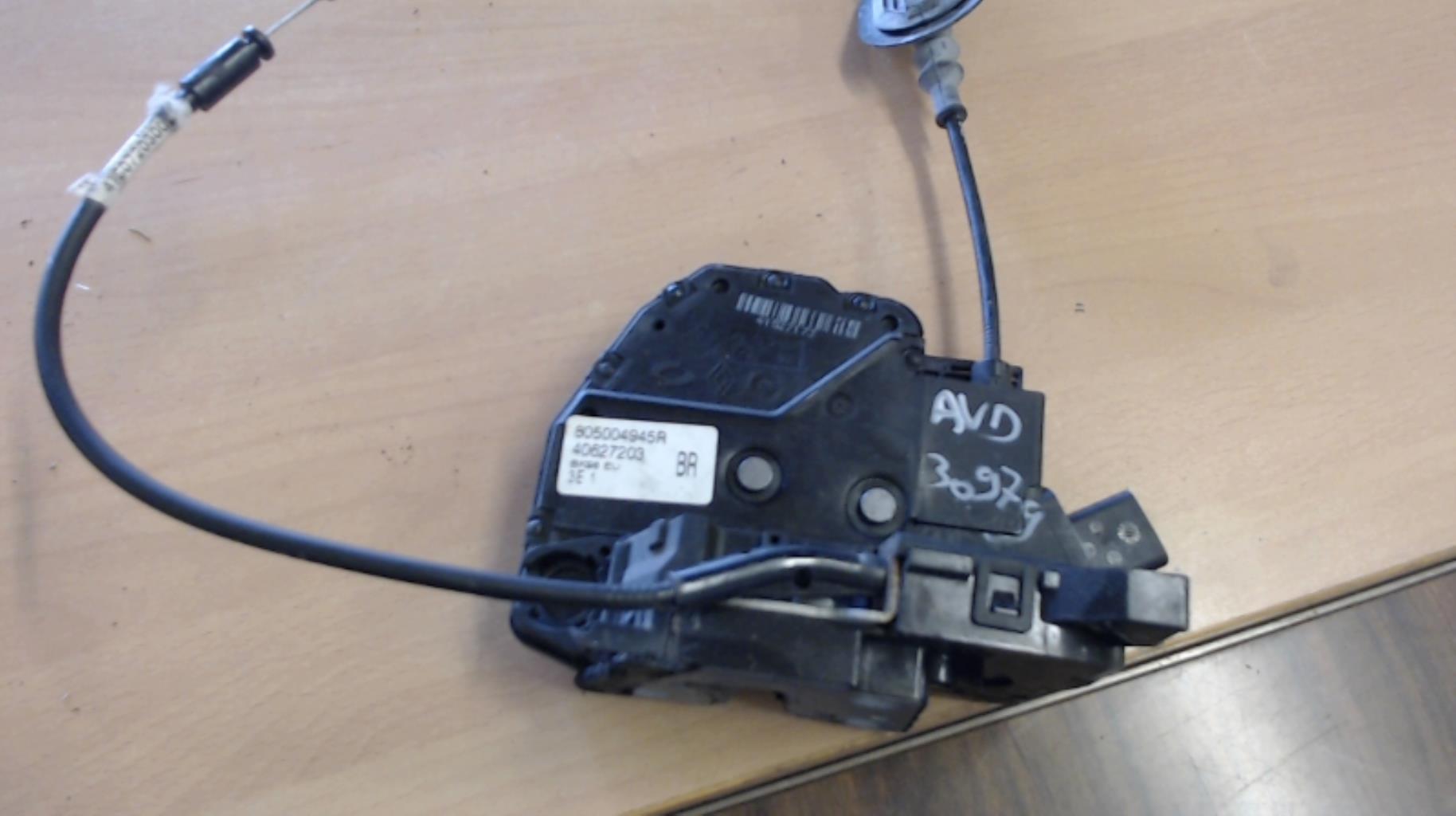 Serrure avant droit RENAULT CLIO 4 PHASE 1 Diesel - 1