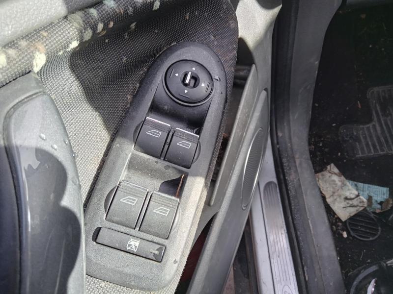 Interruttore lavacristalli anteriore sinistro FORD KUGA 1 Diésel - 1