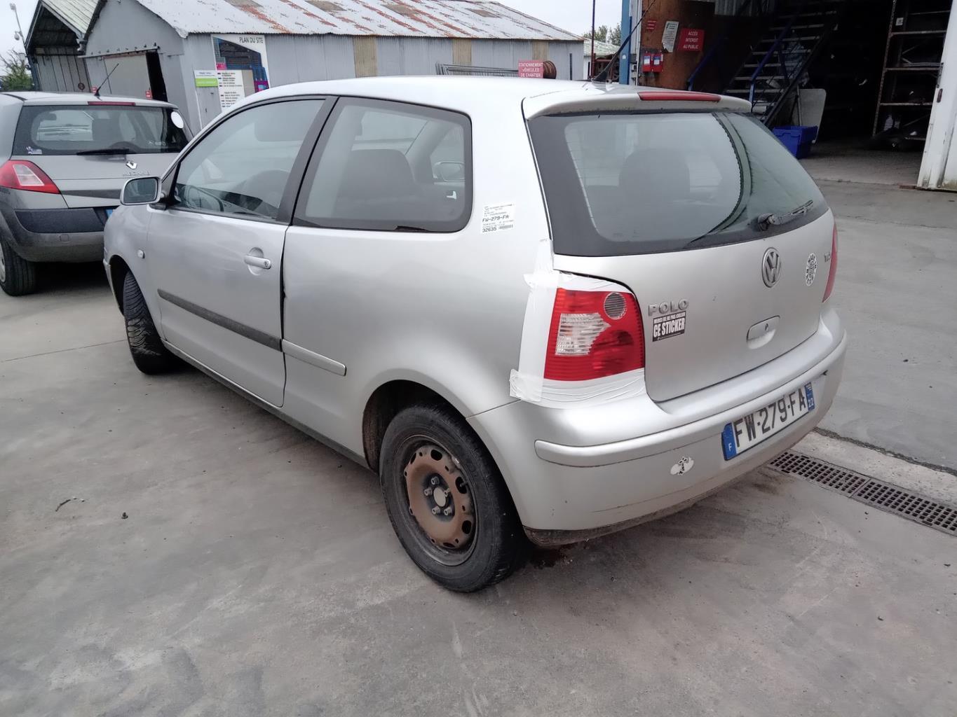 Portabagagli/Portellone posteriore VOLKSWAGEN POLO 4 PHASE 1 Diésel - 1