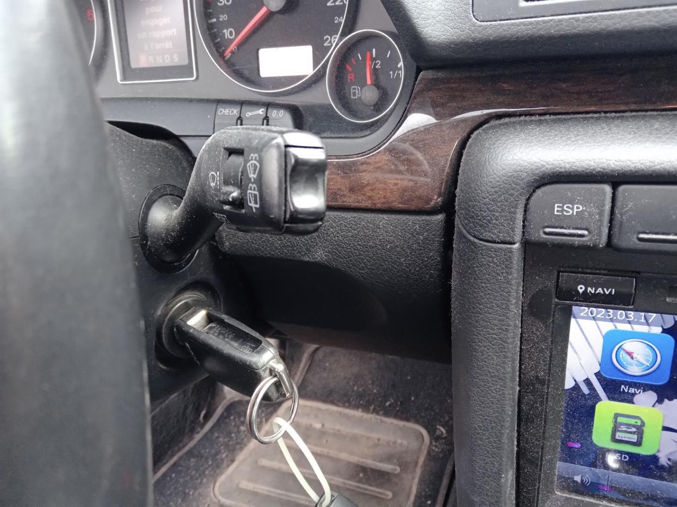Commodo d'essuie glaces AUDI A4 2 AVANT PHASE 2 BREAK Diesel - 1