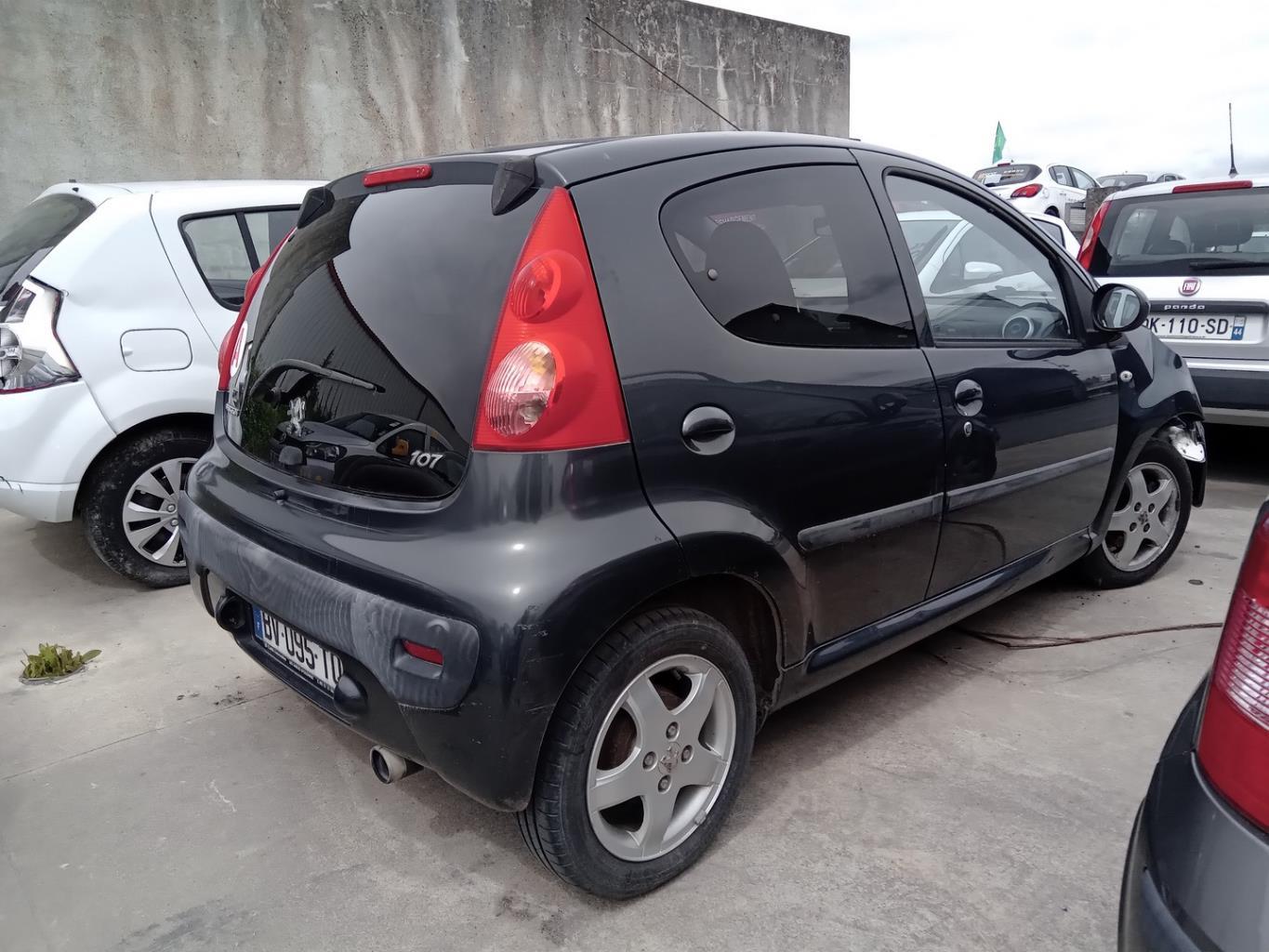 Fanale posteriore principale destro (luci) PEUGEOT 107 PHASE 2 Gasolina - 1