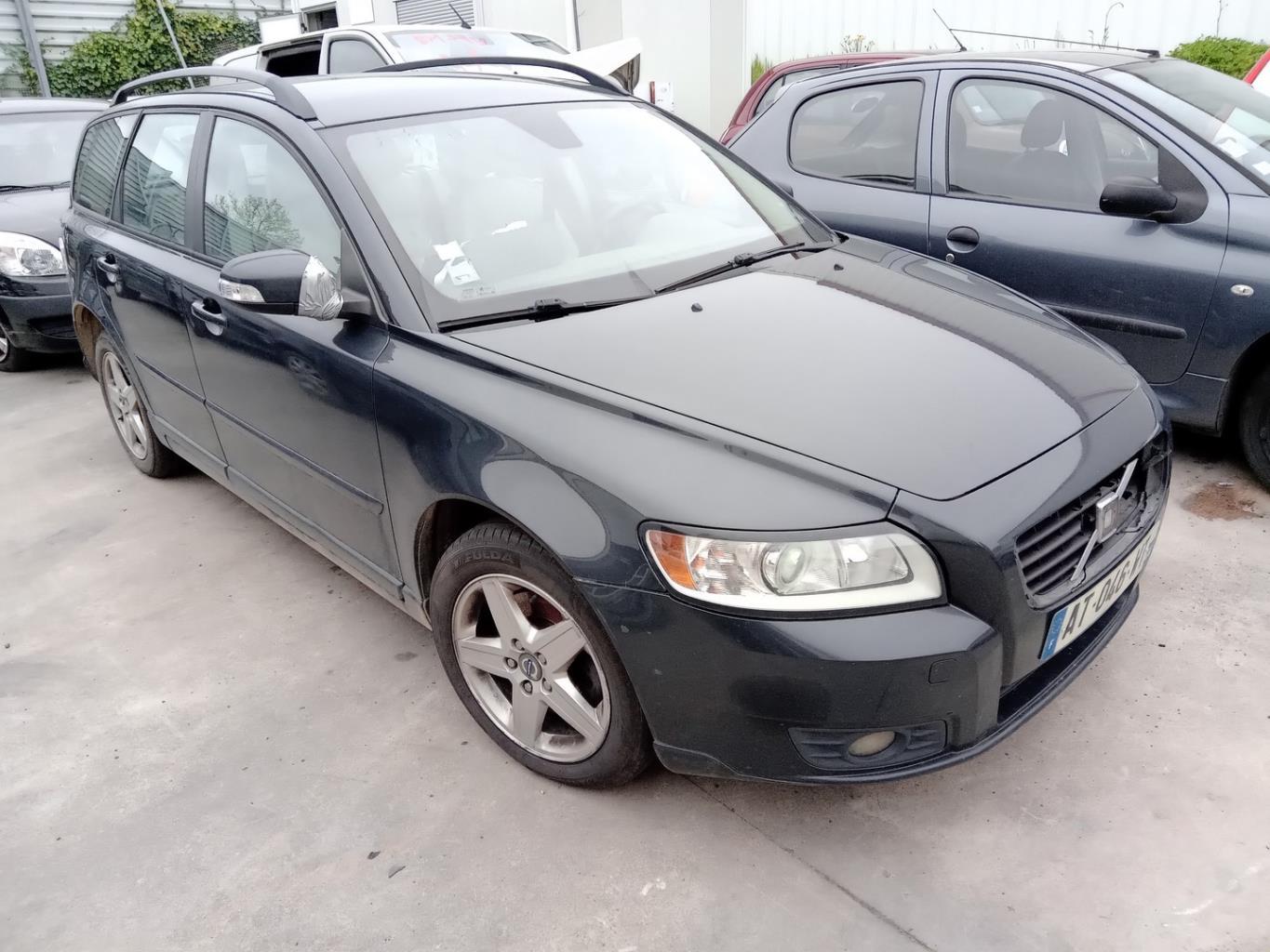 Portiera anteriore destra VOLVO V 50 PHASE 2 BREAK Diésel - 1