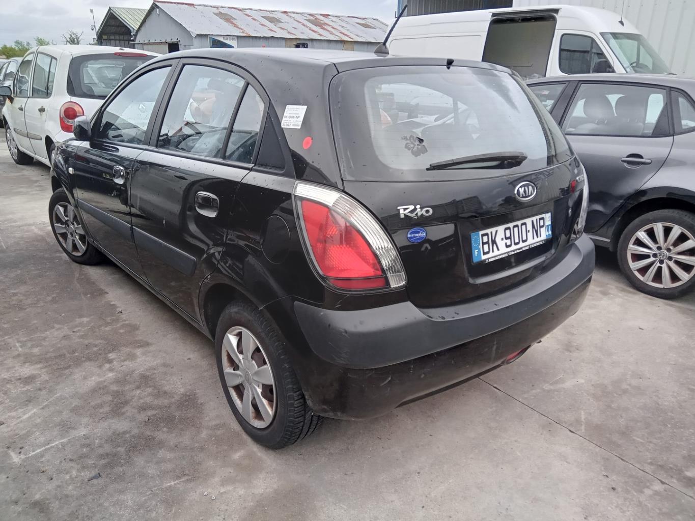 Fanale posteriore principale sinistro (luci) KIA RIO 2 PHASE 1 Diésel - 1
