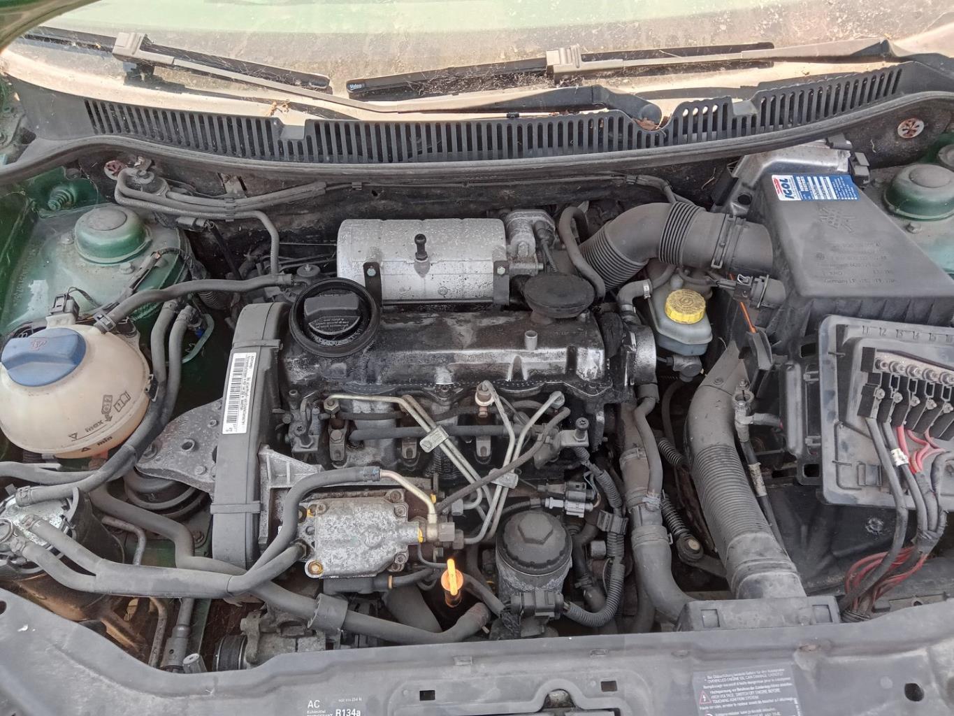Motore VOLKSWAGEN POLO 4 PHASE 1 Diésel - 1