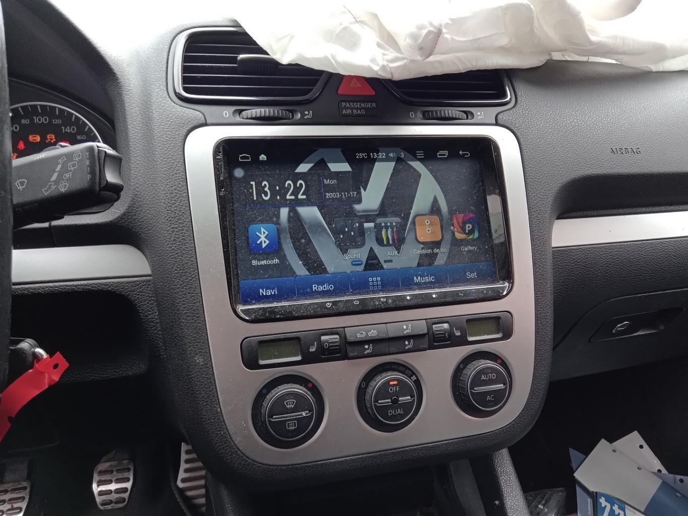 Autoradio originale VOLKSWAGEN SCIROCCO 3 PHASE 1 COUPE Gasolina - 1