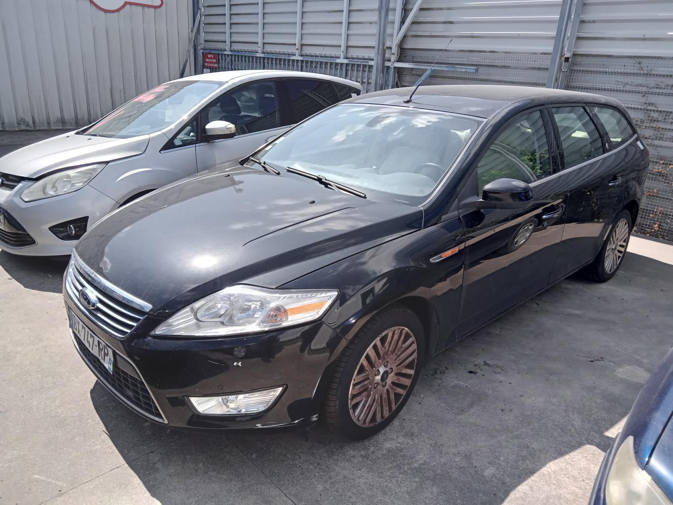 Aile avant gauche FORD MONDEO 3 PHASE 1 BREAK Diesel - 1