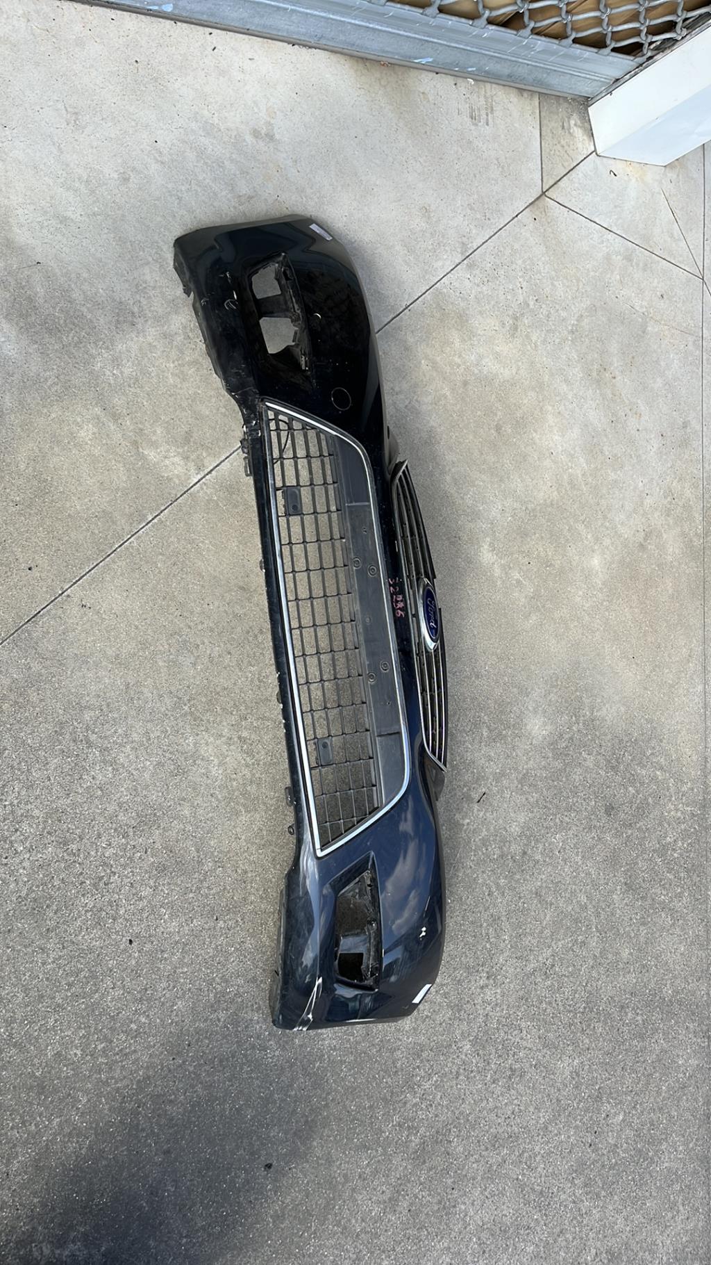 Pare choc avant FORD MONDEO 3 PHASE 1 BREAK Diesel - 1