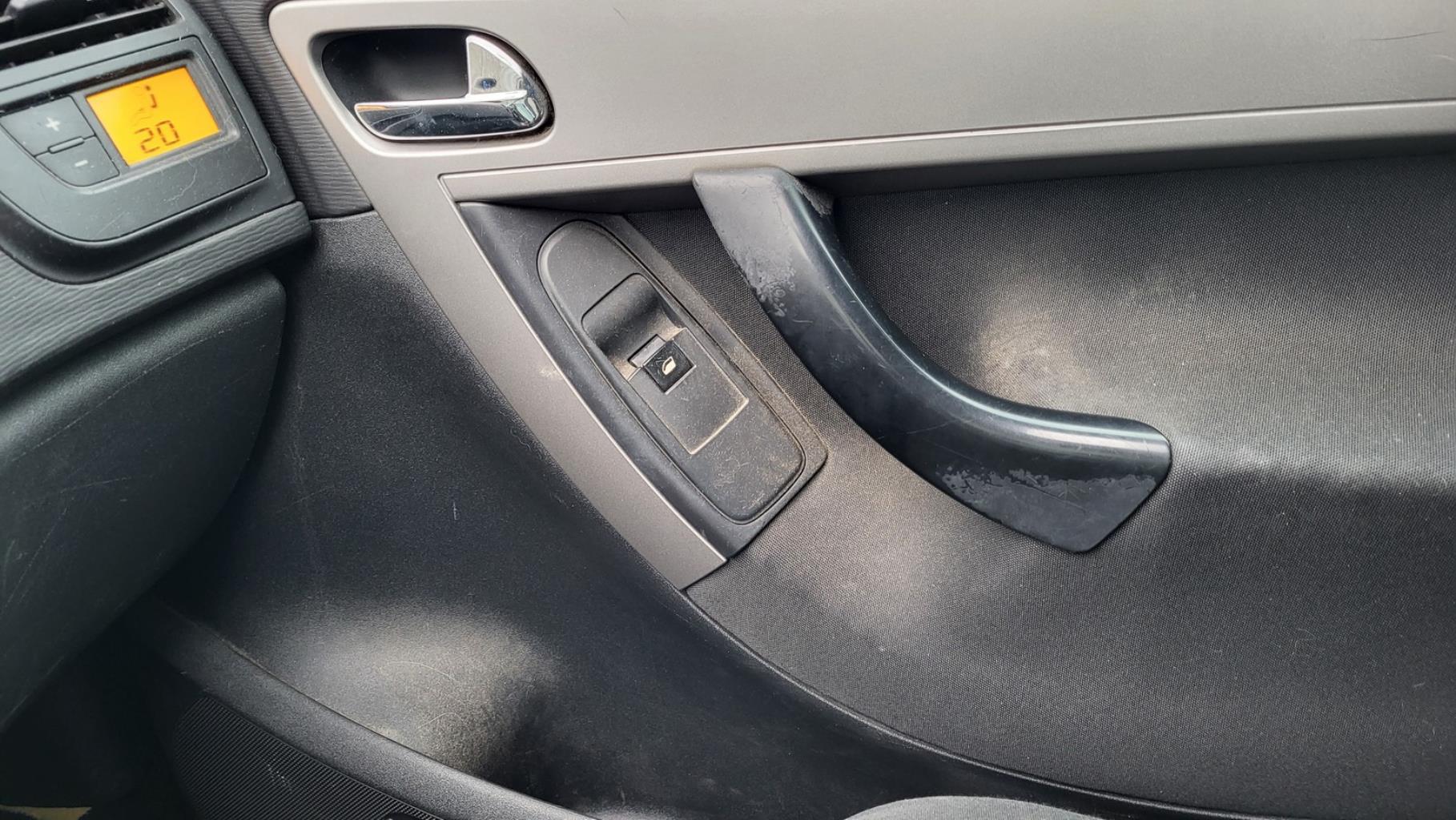 Interruttore lavacristalli anteriore destro CITROEN C4 PICASSO 1 Diésel - 1
