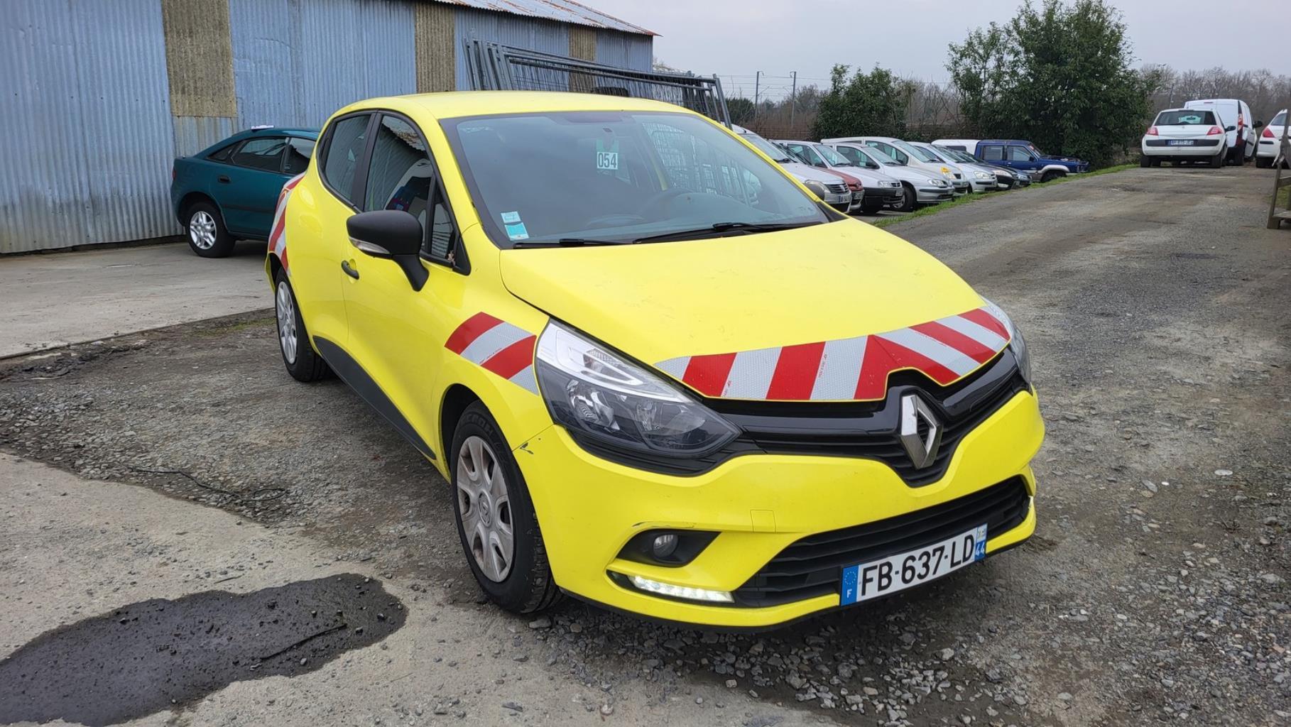 Vitre avant droit RENAULT CLIO 4 PHASE 2 Diesel - 1
