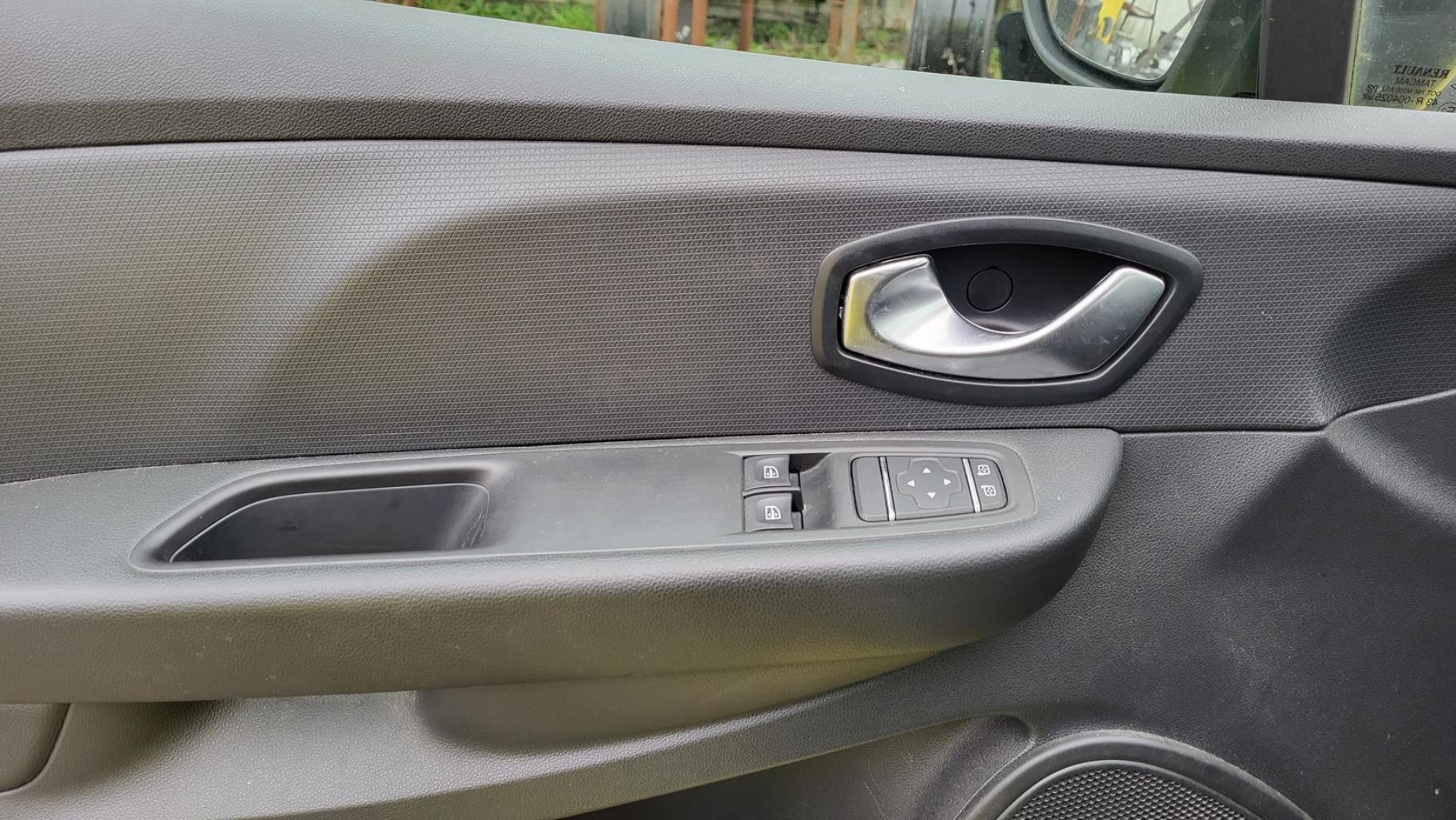 Interruttore lavacristalli anteriore sinistro RENAULT CLIO 4 PHASE 2 Diésel - 1