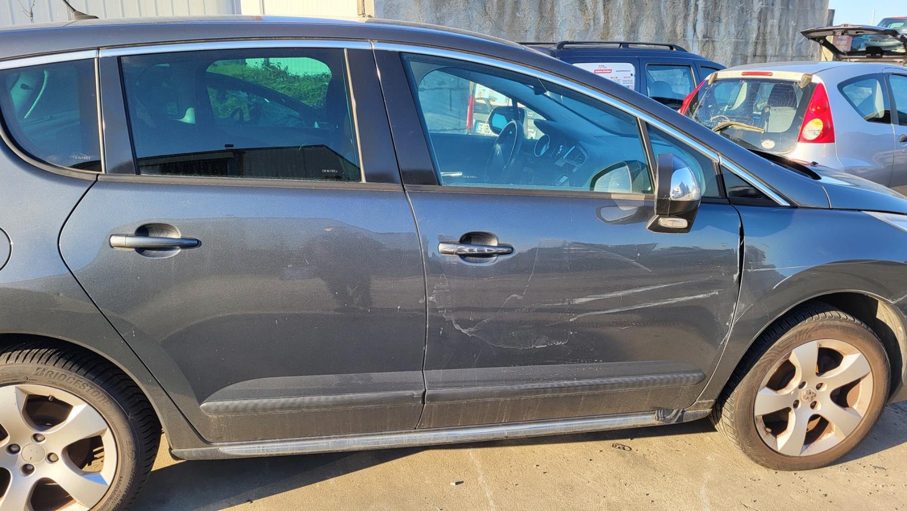 Vetro posteriore destro PEUGEOT 3008 1 PHASE 1 Diésel - 1