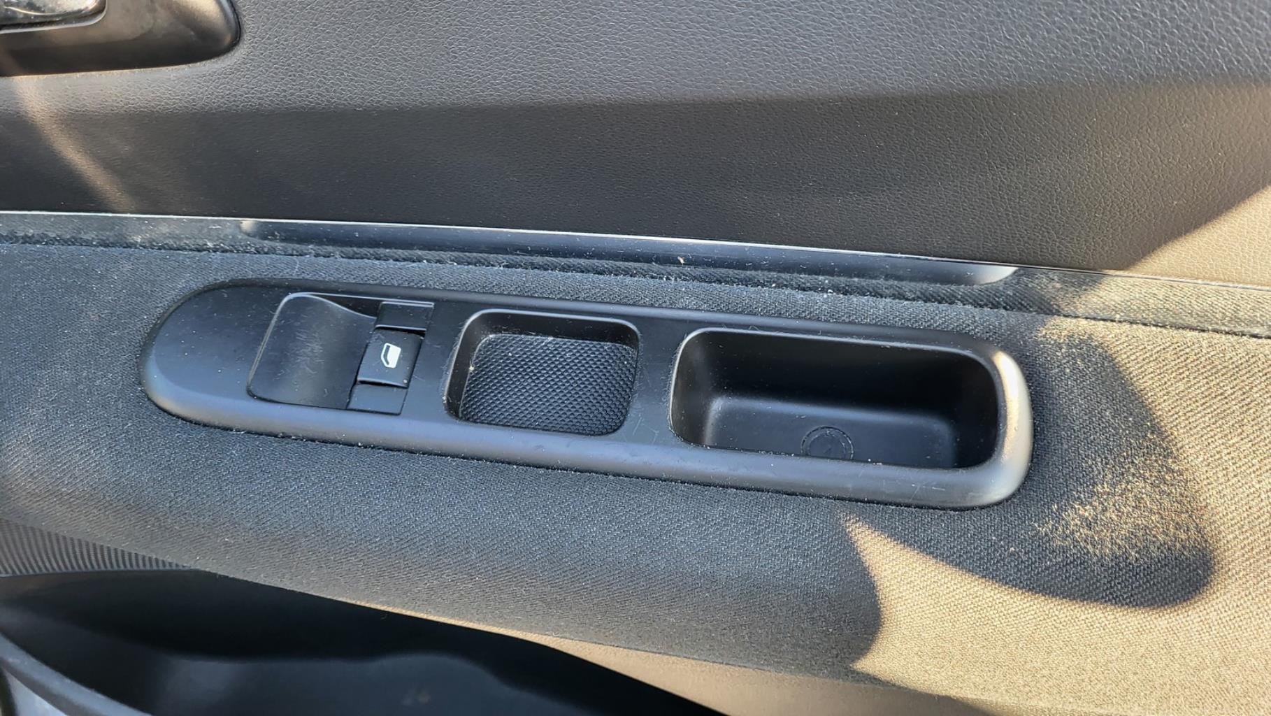 Interruttore lavacristalli anteriore destro PEUGEOT 3008 1 PHASE 1 Diésel - 1