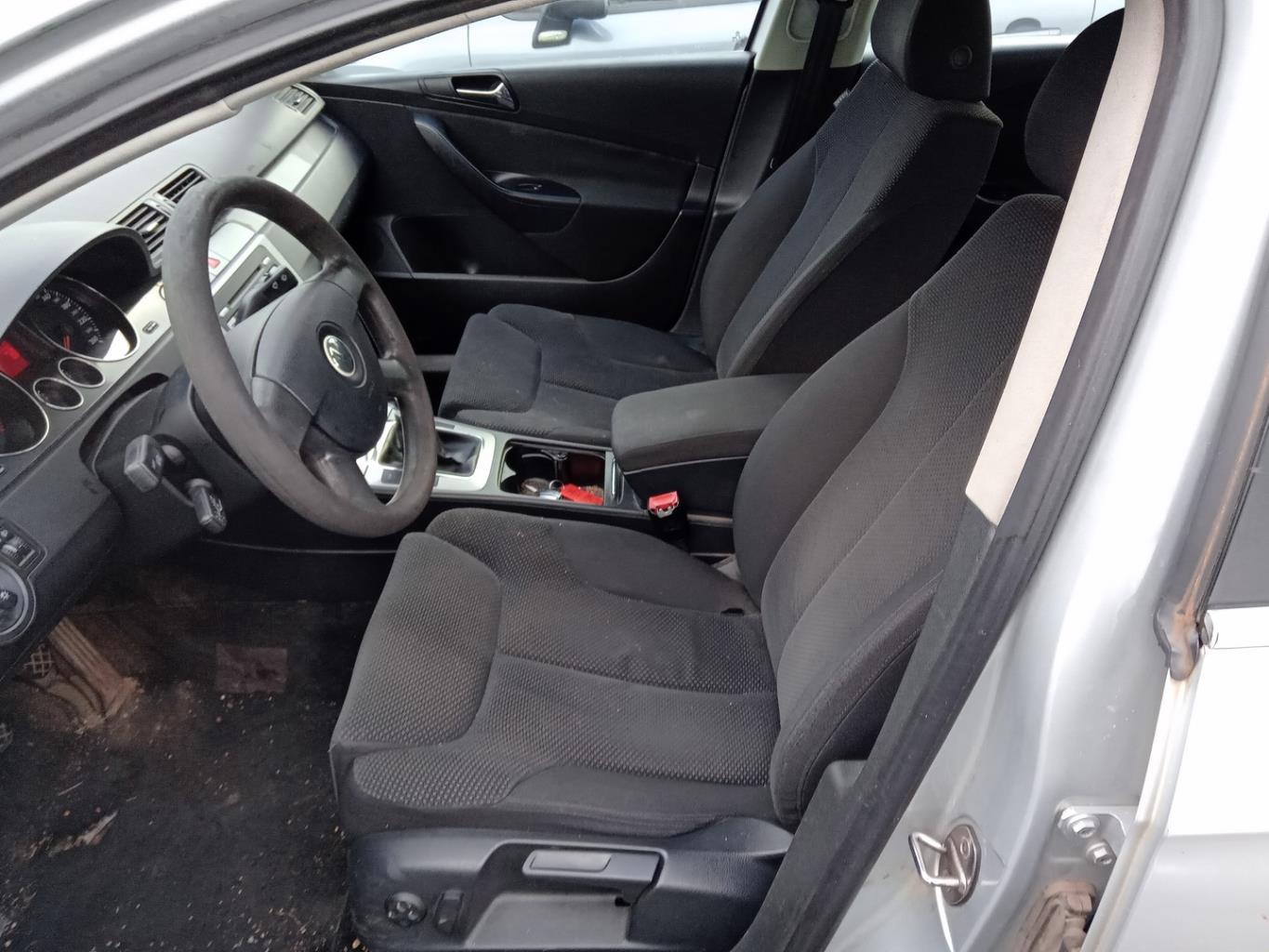 Colonne de direction VOLKSWAGEN PASSAT 5 Diesel - 1