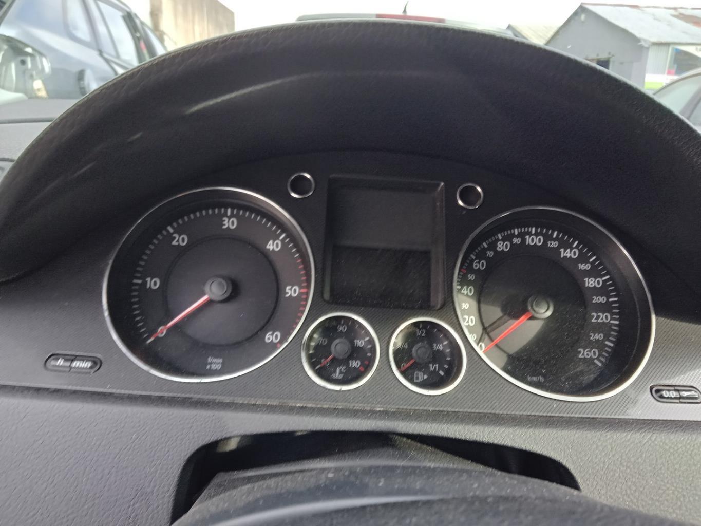 Compteur VOLKSWAGEN PASSAT 5 Diesel - 1